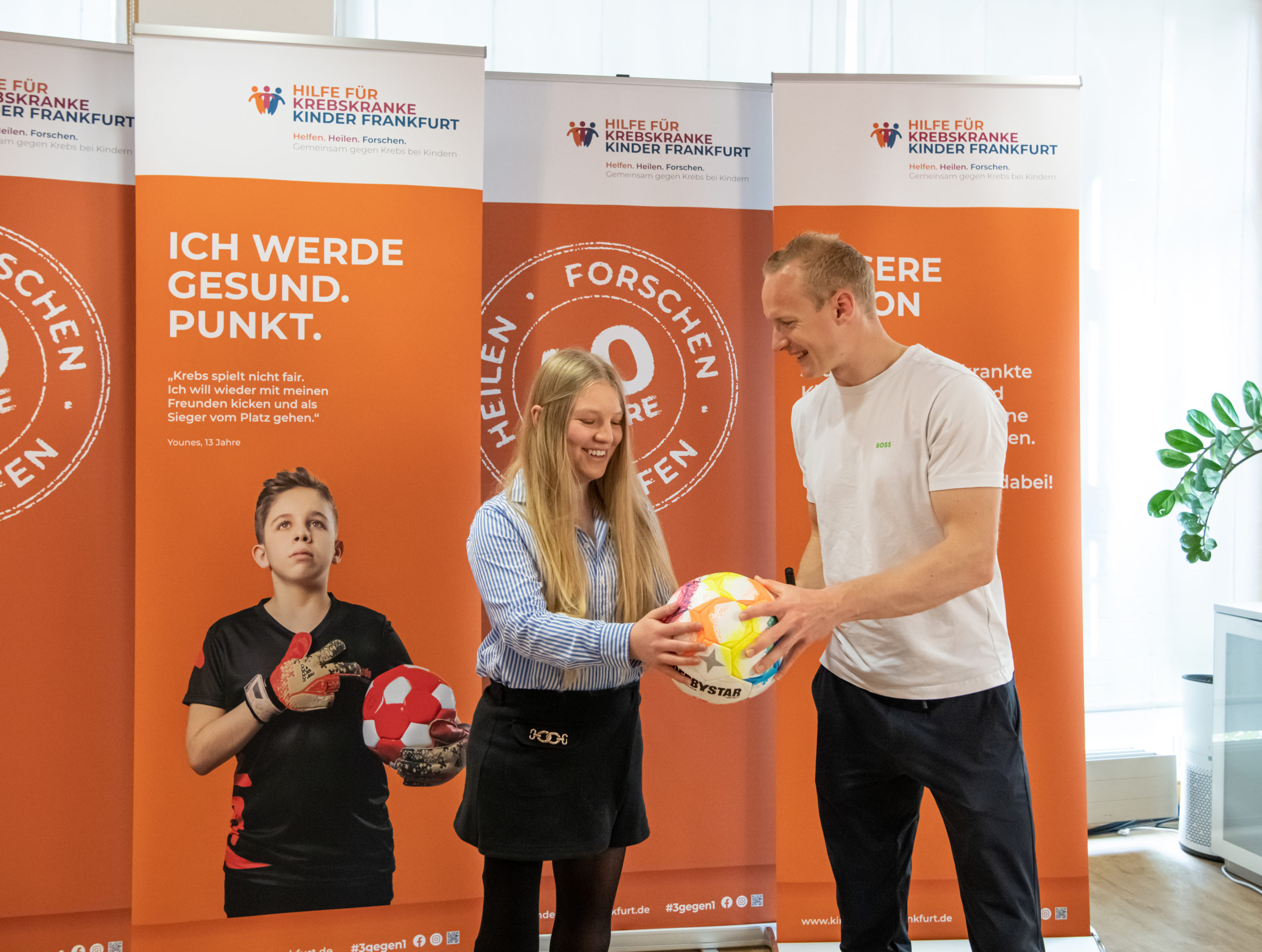 Video Pressekonferenz & Bericht Eintracht Frankfurt